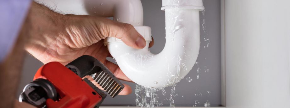 what causes leaking tap