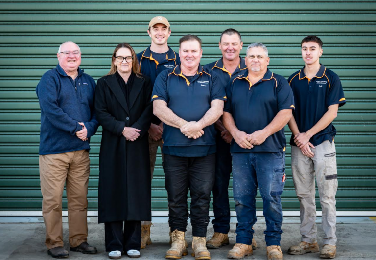 Level Plumbing Shepparton partnered with Connect Plumbing Maintenance team photo